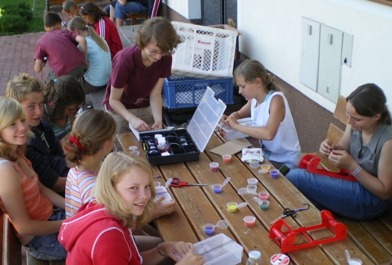 Spaß beim gemeinsamen Basteln